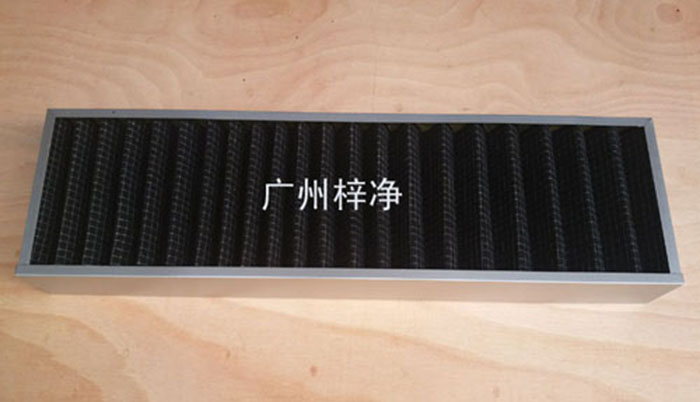 活性碳過(guò)濾器廣泛用于化學(xué)、制藥、食品、娛樂(lè)場(chǎng)所、需要凈化空氣的場(chǎng)所， 有害氣體如苯、甲醛、氨氣等的吸附脫除 溶劑的回收 ，采用活性炭氈比表面積大，吸附能力強(qiáng)，迅速處理各種有害氣體, 有效潔凈空氣對(duì)氣味的控制。